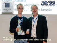 Johannes Brötzner receives the 3S Poster prize