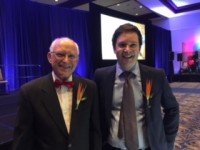 Don Baer, Head of the AVS Award Committee with Awardee Markus Valtiner